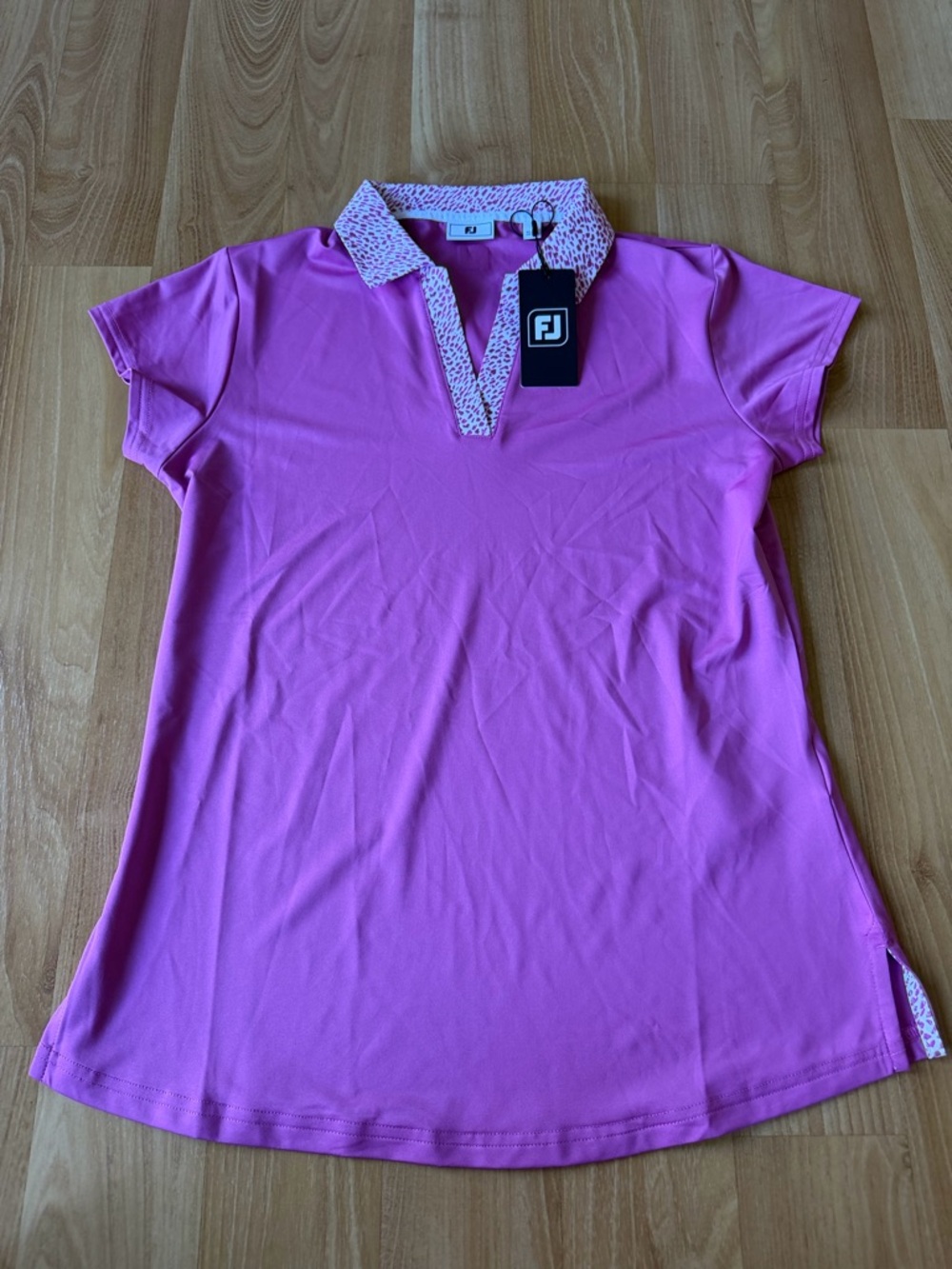 Footjoy NWT women’s cap sleeve berry purple women’s polo shirt size small - Picture 2 of 7